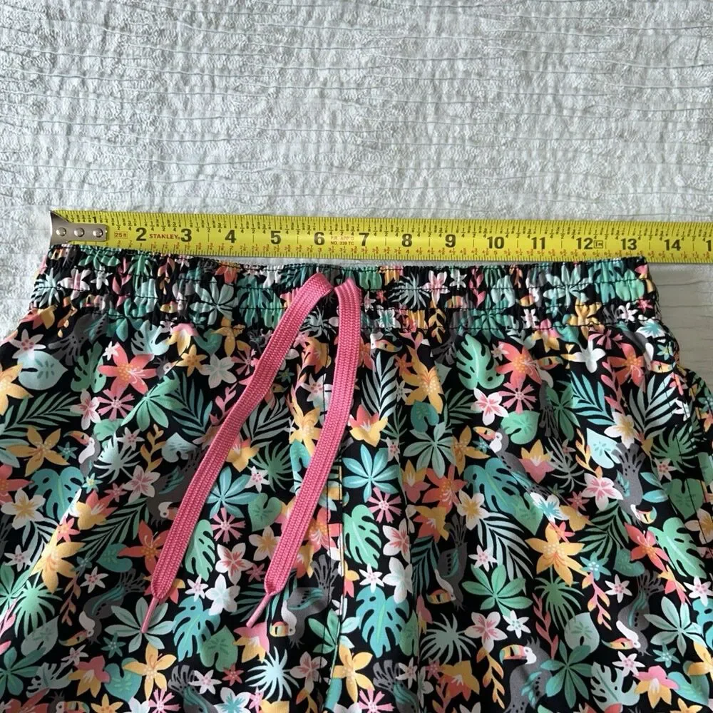 Chubbies The Bloomerangs Boys Medium Swim Trunks Midnight Flowers Tuscan Palm